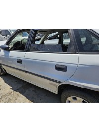 Opel Astra F sol arka kapı beyaz