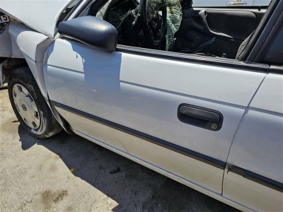Opel Astra F sol ön kapı beyaz