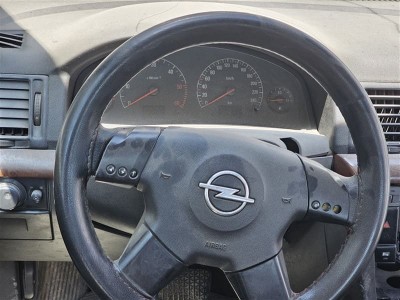 Opel Vectra C sürücü airbaği