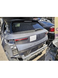 Opel Mokka bagaj kapağı gri