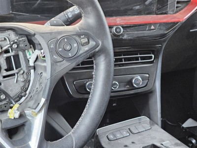 Opel Mokka direksiyon tuşu