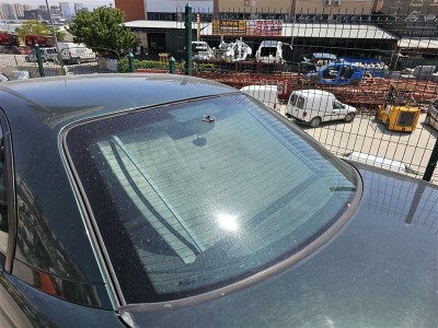Opel Omega B arka cam