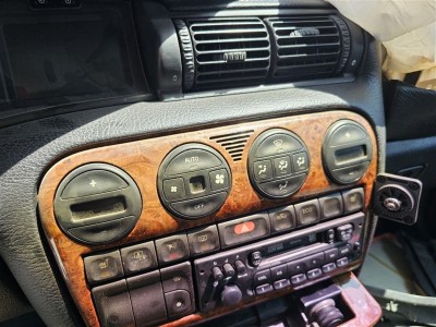 Opel Omega B klima paneli