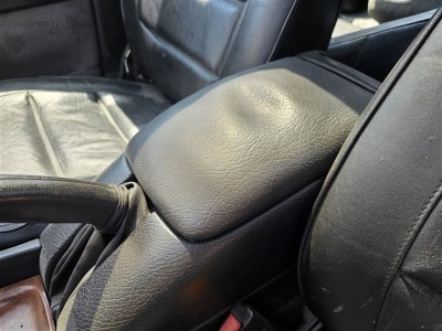 Opel Omega B orta kolçak