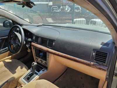 Opel Vectra C göğüs bej
