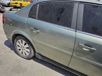 Opel Vectra C sağ arka kapı