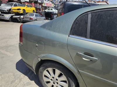 Opel Vectra C sağ arka çamurluk