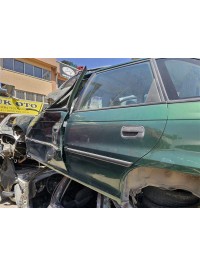 Opel Astra F sol arka kapı yeşil