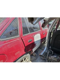 Opel Kadett sağ arka kapı